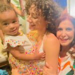 Ana Pauls Instagram - Feliz cumple Mamirta! Gracias por hacernos adentro tuyo. Si hay algo que hiciste bien en esta vida somos nosotras. Tu interior fue el mejor monoambiente en el que viví. Y aunque después me diste otras casas tu cuerpo siempre va a ser mi hogar preferido. Gracias por ser la mejor mamushka. Te amamos hasta el infinito y más allá 🚀✨💗