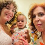 Ana Pauls Instagram - Feliz cumple Mamirta! Gracias por hacernos adentro tuyo. Si hay algo que hiciste bien en esta vida somos nosotras. Tu interior fue el mejor monoambiente en el que viví. Y aunque después me diste otras casas tu cuerpo siempre va a ser mi hogar preferido. Gracias por ser la mejor mamushka. Te amamos hasta el infinito y más allá 🚀✨💗