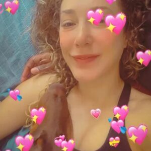 Ana Pauls Instagram - Adios Maxi! 
Conocerte y convivir con vos fue maravilloso. Gracias por ser tan buen amigo. Gracias por adoptarme como tu humana y darme tanto amor. Por tu hermosa compañía en momentos de soledad. Gracias a vos la Bendi está hoy acá porque bien sabemos que sos lo que más me gustó del padre. Vamos a extrañarte mucho. Voy a extrañar tu inteligencia y ternura. Voy a extrañar nuestra rutina y todas las veces al día que me sacabas a pasear. 
Un honor haber compartido la vida con vos. 
Gracias totales compañero 
Te amo por siempre 💗