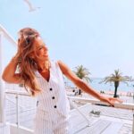 Ana Rita Clara Instagram – 𝙉𝙚𝙬 𝙬𝙚𝙚𝙠. 𝙎𝙚𝙣𝙙𝙞𝙣𝙜 𝙮𝙤𝙪 𝙜𝙤𝙤𝙙 𝙚𝙣𝙚𝙧𝙜𝙮
Comecei a semana cheia de boa energia, garra e vontade de fazer acontecer. E neste dia mundial da criatividade, sinto que sou mesmo assim, sempre com a mente inquieta e a criar…e todos os dias.
Que bom que é poder pensar, acrescentar, impactar e mover projectos…
E não vejo a hora de vos contar tudo!
Boa semana para todos!
Com muita criação!😘
O que acham que está a chegar à @tvificcao?
•
•
#ARC #Newweek #goals #Goodenergy #makingithappen #diadacriatividade