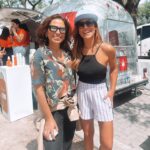 Ana Rita Clara Instagram – 𝙒𝙚 𝙘𝙖𝙣 𝙖𝙡𝙡 𝙝𝙚𝙡𝙥 𝙚𝙖𝙘𝙝 𝙤𝙩𝙝𝙚𝙧 
Feliz por contribuir. Feliz por poder humildemente ajudar, apoiar e estar onde importa. Pelos outros, pelas pessoas e pela causa da @ligacontracancro_nucleosul ❤️
Uma honra ser embaixadora deste evento tão especial, a primeira edição do “Mexer Contra o Cancro”. Muito desporto, actividades, muita música, celebração da vida, famílias e amigos. 

E tão bom estar contigo querida amiga e exemplo de vida e força @joanacruz 😍 

E igualmente obrigada professor Carlos Neto pelas suas palavras e 50 anos dedicado à motricidade infantil e pedagogia. Uma sumidade nesta área que é fundamental. Uma felicidade ver todas estas crianças a brincarem ao ar livre no Estádio do Jamor.

Que nunca nos esqueçamos do poder da empatia, da entre ajuda e de querermos fazer a diferença. E às vezes um abraço e um sorriso são suficientes para deixar o outro mais forte e com mais coragem.

E foi tão bom trazer o Caetano comigo a este evento. Pela primeira vez trouxe-o a um evento assim e foi tão importante e tão especial. Quero educar o meu filho para a empatia e para olhar o outro com carinho e atenção.
Grata. 

E contribuam igualmente para esta causa🙌
Seja muito ou pouco. Tudo pode fazer a diferença.

•
•
#ARC #evento #mexercontraocancro #ligaportuguesacontraocancro #embaixadora