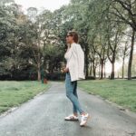 Ana Rita Clara Instagram - 𝙏𝙝𝙖𝙩 𝘽𝙧𝙪𝙨𝙨𝙚𝙡𝙨 𝙩𝙝𝙞𝙣𝙜… Bom regressar a Bruxelas e muito honrada pelo convite para ser uma das speakers no EACD Summit. Que bom também poder rever-te meu querido amigo de há tantos anos @ruiveras! Amizades de vida! E ja que o evento é só amanhã, fomos passear pela cidade! Quem por aí conhece Bruxelas? 😊 • • #ARC #Brussels #travel #speaker #internationalsummit #EACDSummit