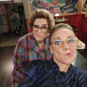 Anabel Alonso Instagram - LAS BENIS YA ESTÁN DE VACACIONEEEESSSS!!!!!