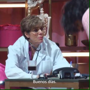 Anabel Alonso Instagram - Pa mear y no echar gota.
#LOLSiTeRíesPierdes en @primevideoes