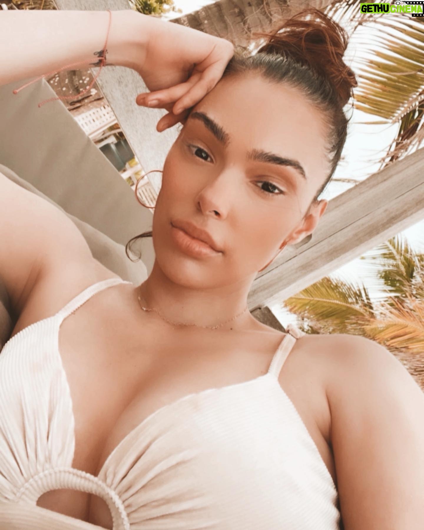 Anabelle Acosta - 3 Likes - T minus two days til I’m back in 🇲🇽🇲🇽🇲🇽🇲🇽🇲🇽🇲🇽🇲🇽🇲🇽🇲🇽🇲🇽🇲🇽 #tropicalvibes #caribbeangirl #serenity