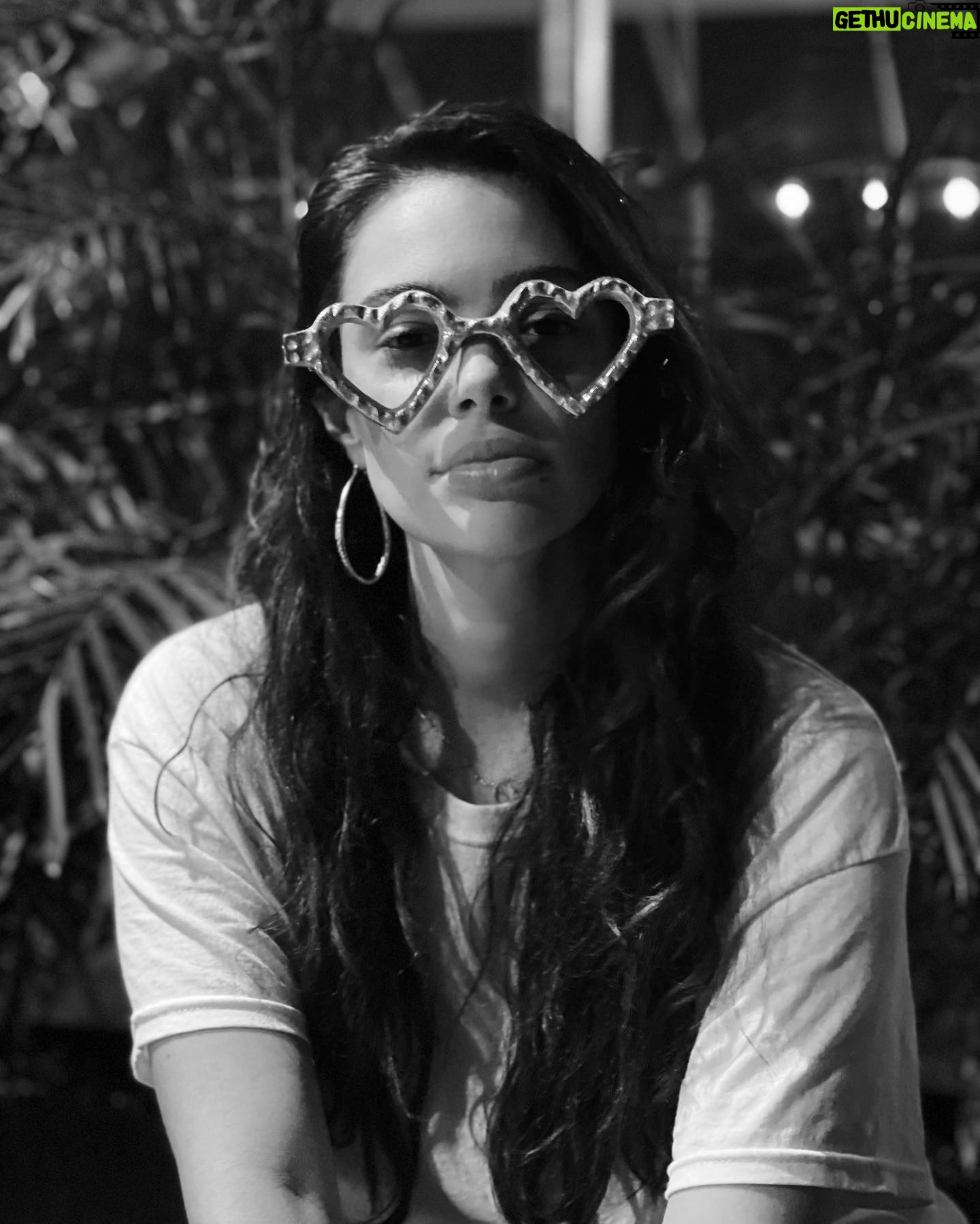 Anabelle Acosta - 3 Likes - Series: May we always see through the eyes of LOVE 😍
📸 : my cousin @ncalderin__rlionheart ❤️