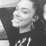 Anabelle Acosta Instagram - My friend: Ur an hour late! & what the hell u so happy about? Me: When u flow, time doesn’t exist. So I’m right on “time”. Stop stressing. We ain’t getting out of this alive u kno that right? My friend: Why u gotta talk to me about death so early in the morning?!! 😂😂😂