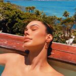 Anabelle Acosta Instagram - My favorite hugs are from the sun.
