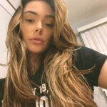 Anabelle Acosta Instagram - Bed head! Thank u @hairbyjessielu for blessing me with this tiger eye hair 🐅❤️🙏🏻