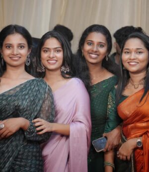 Anagha Narayanan Instagram - #momentstoremember❤️ 
We missed you @adithya_p__ 
MUA : @_me.anjnakamal_ ❤️🫂
.
.
.
.
.
.
.
.
.
.
.
.
.
.
.
.
.
.
.
.
#wedding #happiness #friends #love #instagram #instagood #photooftheday
