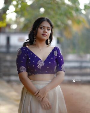 Anagha Narayanan Instagram - 🌼
.
.
📷 : @a.k.n.____ 
💄: @artstudiobyanjanakamal 
.
.
.
.
.
.
.
.
.
.
.
.
.
.
.
.
.
.
.
.
.
.
#instagram #vishu #kerala #traditional #instagood #photooftheday #photography #fashion #trending #fyp #explore #love #smile #viral #likes #festive #malayalam