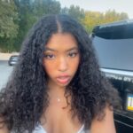 Anais Lee Instagram - content