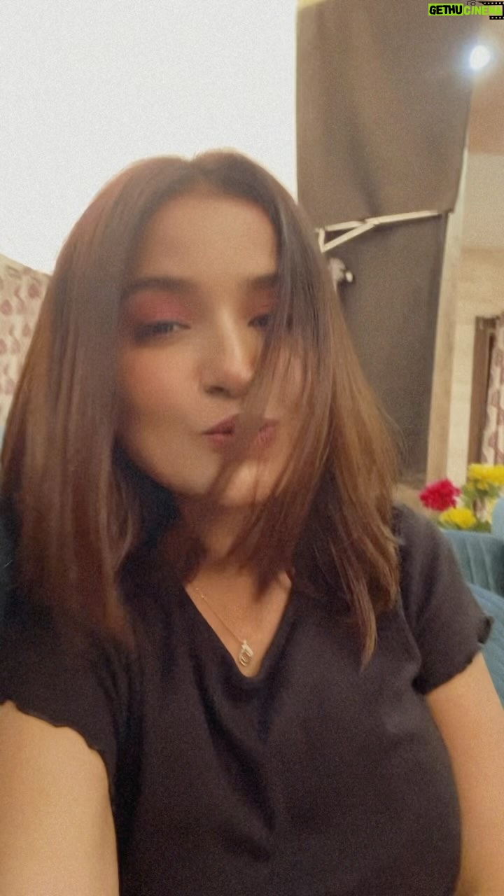 Anannya Biswas - 3 Likes - बस इतना ही था कहना 🎵
PS- not so #rudrani thing😝
#anannyabiswas #reels #instagram #trendingreels