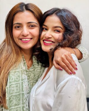 Anannya Biswas Instagram - Sweet n Sassy 🥂
What say?

#anannyabiswas #instadaily #instagram