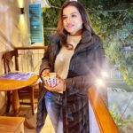 Anannya Biswas Instagram – ❄️ A Cup of Coffee ☕️ and C A N D I D S☺️

Thank you @imsayantanchakraborty 📸
