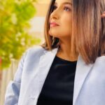 Anannya Biswas Instagram - What color is your aura? #anannyabiswas #instagram #post #monday