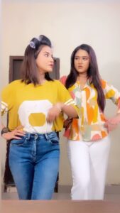 Anannya Biswas Instagram - Can I See You tonight?😉🍷🍷😉 #reels #reelsinstagram #instalike #instadaily #trendingreels #trending #trendingsongs #viral #like #followers #love
