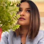 Anannya Biswas Instagram - What color is your aura? #anannyabiswas #instagram #post #monday