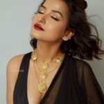 Anannya Biswas Instagram - HELLO @iamanannyabiswas MAKEOVER @makeupartist_riya9 HAIRDO @prantikdev_hair WARDROBE & STYLING @style_by_prantik JEWELLERY @jewellerysquare_official #beauty #gorgeous #love #photography #portrait #canon