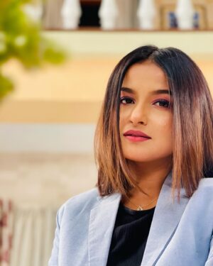 Anannya Biswas Instagram - What color is your aura?

#anannyabiswas #instagram #post #monday