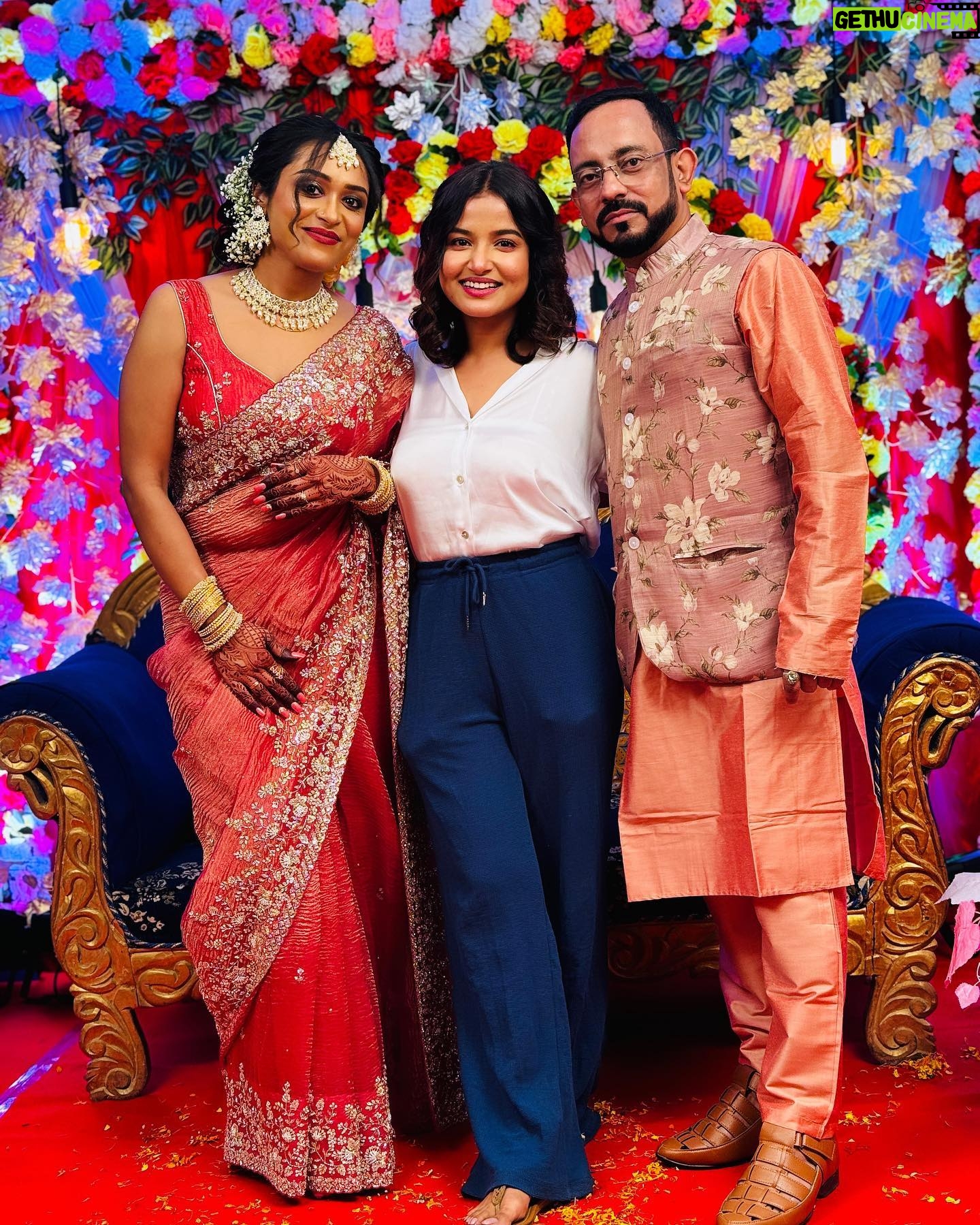 Anannya Biswas - 3 Likes - Finally the tum tum happened, and they got hitched 😃 11.03.2024
Congratulations🥂🎊🍾 @dipika.ghosh.946 @suvendu5822
PS: @mitalysingh .. one more wicket down but I’m still the constant player standing 😜