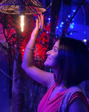 Anannya Biswas Instagram - Visual Poetry✨ 

#anannyabiswas #photooftheday #instagram