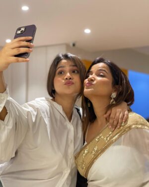 Anannya Biswas Instagram - Kudi sachi kinni kinni 🥰
