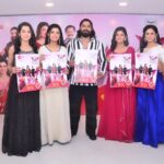 Ananya Dash Instagram - 😎😎😎 With all four beauties 😉 During Raja queen press meet conference 😊