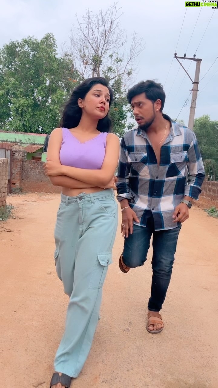 Ananya Dash Instagram - ଫୁଲେଇ ରାଧା. .💚......😎🕺🕺. ...#reels #reelsvideo #realsinstagram #odiareels #reeltoreel #reelslook #reelsinstagram #reelsindia #reelsstatus #reelsviral #reelsindia #explore #explorepage #instagood #instagram#viral#trending #foryoupage #fyp #featured