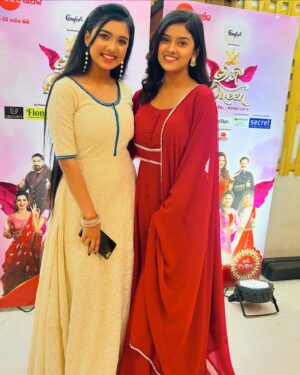 Ananya Dash Instagram - ଆମେ ଆସୁଛୁ 💕
ରଜ କୁଇନ 2024 - ଉଡ଼ିଯା... ଆକାଶ ଟା ତୋର

May 4 ରୁ ପ୍ରତେକ ଶନିବାର ଓ ରବିବାର ରାତି 9:30 ରେ କେଵଳ
 @zee_sarthaktv ରେ ❤️

#rajaqueen2024 
#mentor 
#raja 
#odia 
#realityshow 
#zeesarthak 
#actor 
#instagram