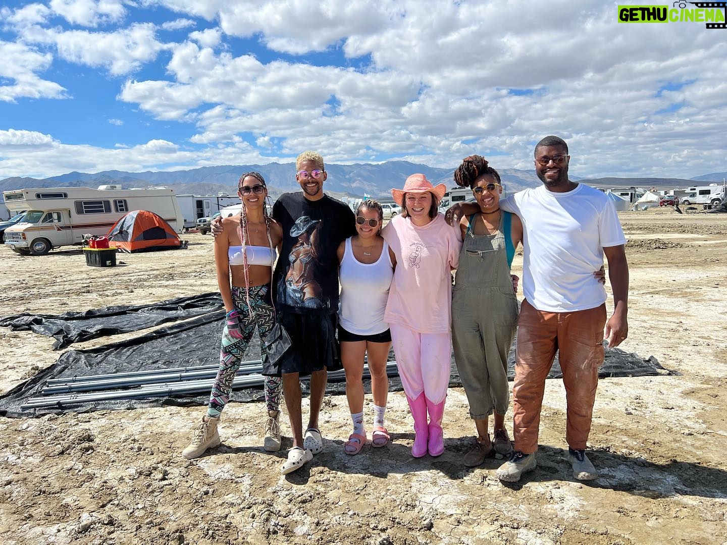 Anastasia Baranova Instagram - @burningman does it againβ¨ 1. π π 2. π₯Ήπ 3. π¦Ήπ½ββοΈπ©πΌβπ€π§π½ββοΈπ§ββοΈπ§π½ββοΈπΈπ½ 4. @campyellowumbrella serving the people 5. π 6. π
7. πβ°οΈπͺ© 8. ππ» 9. πππ· 10. β€οΈβπ₯