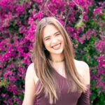 Anastasia Tsilimpiou Instagram - Ακολουθεί σεντόνι: Το μακρινό 2005 περίπου, έτυχε να είμαστε μαζί με την @anastasia_tsilimpiou σε μια φωτογράφιση για παιδικά ρούχα (2η φωτο), προφανώς χωρίς να ξέρουμε ο ένας τον άλλον και χωρίς να κρατήσουμε επαφή αργότερα. Μετά από πολλά χρόνια, το 2018, έδειχνα σε φίλους μου φωτογραφίες από τα ένδοξα χρόνια μου στη show biz και αναγνώρισαν την Αναστασία. Ε και ανέβασα ένα στορι (3η φωτο) στο οποίο μου απάντησε, μιλήσαμε και της είπα ότι ο χώρος της show biz είναι δύσκολος και ότι δεν πειράζει που δεν το ακολούθησε. Προχτές, περίπου 6 χρόνια αφού μιλήσαμε, καταφέραμε να πάμε και για φωτογράφιση, αυτή τη φορά με εμένα πίσω από την κάμερα.