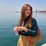 Anastasia Tsilimpiou Instagram - Πήγα να πέσω στον Θερμαϊκό για πάρτη σας.