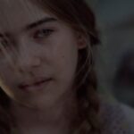 Anastasia Tsilimpiou Instagram - «Το νησί» ήταν δουλειά «αποκάλυψη» για εμένα. Ούσα, τότε, δεκατριών χρόνων, ήταν η πρώτη από τις παραγωγές που είχα συμμετάσχει μέχρι τότε που είχα την τιμή να μάθω την μαγεία της υποκριτικής σε μεγαλύτερο βάθος και να την αγαπήσω ακόμα πιο πολύ. Ερμηνεύοντας δίπλα από έναν σπουδαίο ηθοποιό όπως ο Στέλιος Μάινας, διδάχτηκα πολλά, που τα κρατάω μέχρι σήμερα. Για να μην αρχίσω να περιγράφω με πόσο δέος θαύμασα την δουλειά του σκηνοθέτη μας Θοδωρή Παπαδουλάκη, γιατί θα γράψω ολόκληρη έκθεση! 😂❤️