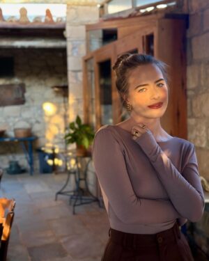 Anastasia Tsilimpiou Instagram - she’s glowing and I love that ✨