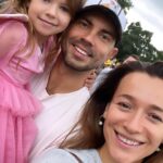 Anastasiia Korotka Instagram - Хочу просто щоб ми знову кожен ранок снідали разом ! Більшлої романтики мені і не треба! @biedniakov ❤️