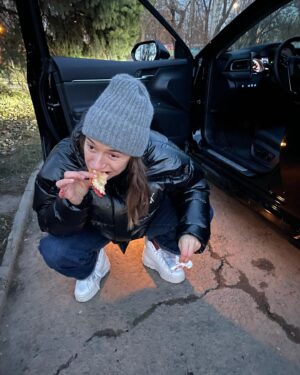 Anastasiia Korotka Instagram - Воистину, женщина многогранна)))