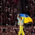 Anastasiya Kozhevnikova Instagram - 💙💛 Thanks @harrystyles