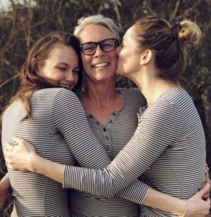 Andi Matichak Instagram - Strode Strong ⭐️💛