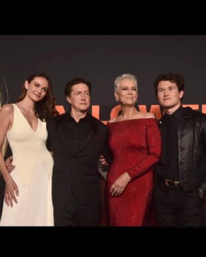 Andi Matichak Instagram - Grateful to these magnificent people and everyone who had a part in bringing this trilogy to life. My life is forever changed. @jamieleecurtis #DavidGordGreen @campbellrohan @kylerichards18 @itsjasonblum and many many more not pictured. 🤍🤍🤍