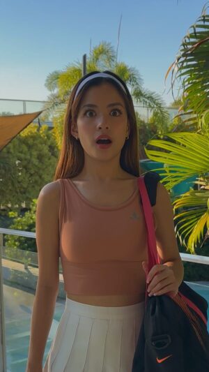 Andi Abaya Instagram - Hanggang saan aabot ang kilig mo kay crush? With #CornettoBerryCrazyForYoh ice cream, let’s turn that kilig into your sweet love story 😉 Buy yours now for ₱20, available in convenience & sari-sari stores nationwide! Stay delulu, mga beh!! 🥰😆

script & creative direction by yours truly
cinematography by anika a. 🤍