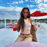 Andi Tóth Instagram - Chilling at @unicornbeach.hu 🦄