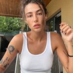 Andi Tóth Instagram - 🚬🧯
