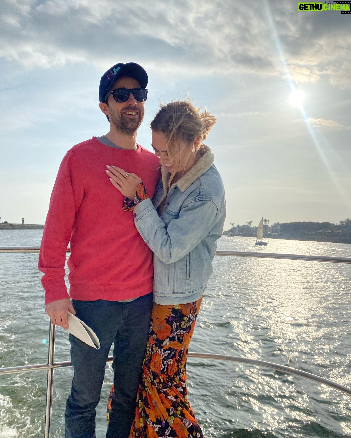 Andrea Bowen - 3.4K Likes - It was my 🍯‘s birthday on Friday but we were too busy cleaning up after the 10 pizza doughs that exploded in our fridge to stop for an Instagram post. Kidding. Well no that did happen but we were actually just busy celebrating.
Let’s just say that Josh was born and the world became a better, funnier and far more interesting place. Sure I am biased but those of you on here who know him know I am right and those of you who don’t, well I have yet to encounter someone who meets him and doesn’t enthusiastically exclaim to me afterward “oh my gosh I love Josh!” He’s just the greatest and I’ll never stop having a giant crush on him.
Happy birthday, @zuckermanjosh! ♥️
