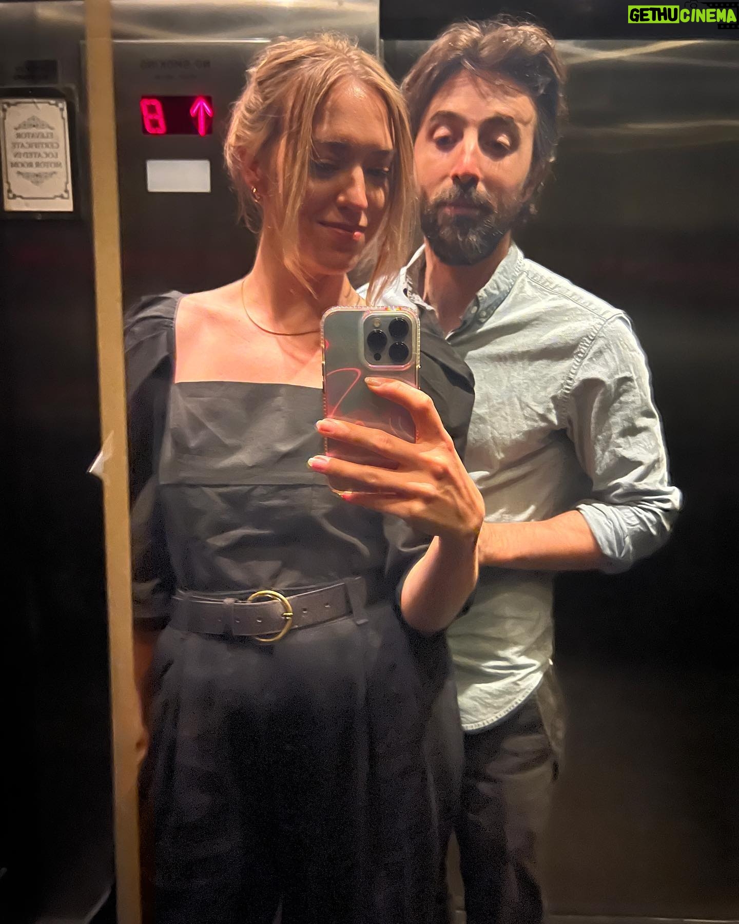 Andrea Bowen - 2.6K Likes - Whenever I go back home to NYC, I always stay with family or friends but this trip we stayed at @walkerhotels in Greenwich Village and lemmetellyou it was fabulous. Felt like a tourist and a v. chic New Yorker all at once. 😍😍😍 #walkerhotelgreenwichvillage
