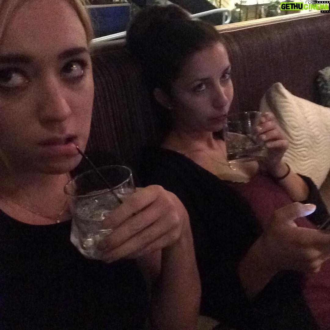 Andrea Bowen - 2.1K Likes - It’s this lil bean’s birthday today! @adrianaleonard, you make the journey so much sweeter.
Happiest of birthdays to the sweetiest of peoples! Bombard her with love. <3 <3 <3