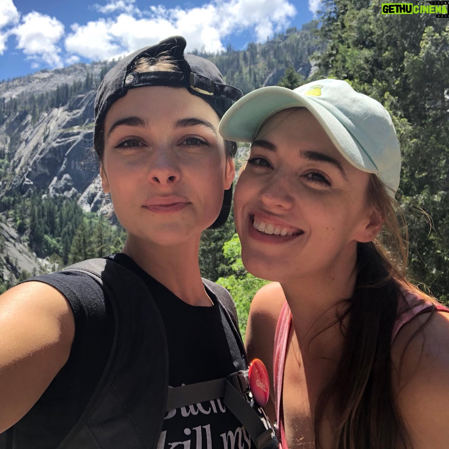 Andrea Bowen - 3K Likes - Happy birthday to @allisonpaigen. I’ll keep it simple and just say that while it has never been hard to celebrate all of the things that make you the unique and glorious person you are, you only make it easier to do so with each passing year and I only grow prouder and prouder to be your friend.
No one loves a series of photos more than @allisonpaigen so here is a collection of pictures from over the years ending with a priceless one of us as lil’ 21 year olds taken with an actual camera.