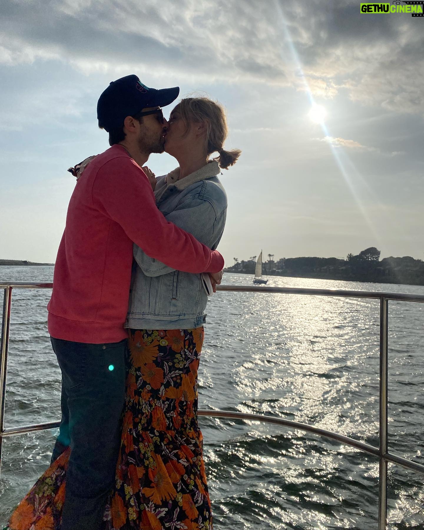Andrea Bowen - 3.4K Likes - It was my 🍯‘s birthday on Friday but we were too busy cleaning up after the 10 pizza doughs that exploded in our fridge to stop for an Instagram post. Kidding. Well no that did happen but we were actually just busy celebrating.
Let’s just say that Josh was born and the world became a better, funnier and far more interesting place. Sure I am biased but those of you on here who know him know I am right and those of you who don’t, well I have yet to encounter someone who meets him and doesn’t enthusiastically exclaim to me afterward “oh my gosh I love Josh!” He’s just the greatest and I’ll never stop having a giant crush on him.
Happy birthday, @zuckermanjosh! ♥️
