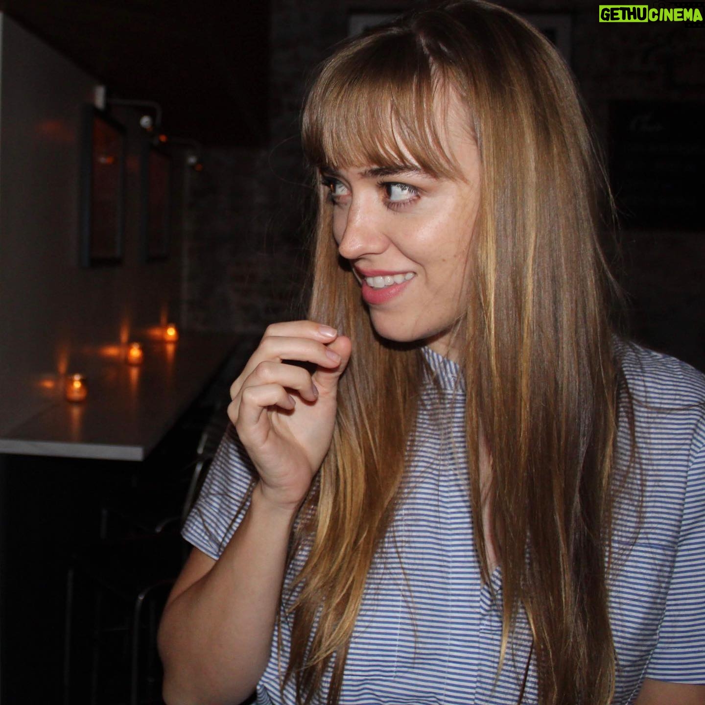 Andrea Bowen - 2.7K Likes - Hate those paper straws but love saving the environment? May I suggest miming using a straw as an alternative, all the fun and zero waste!