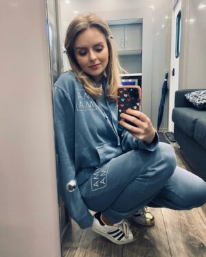 Andrea Brooks Instagram - Sweatsuits 4eva 💙